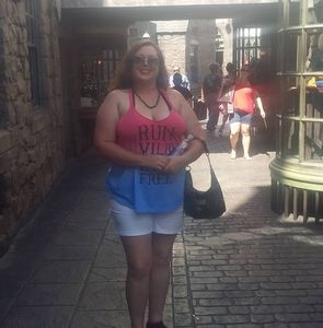 Meet your Posher, Angela